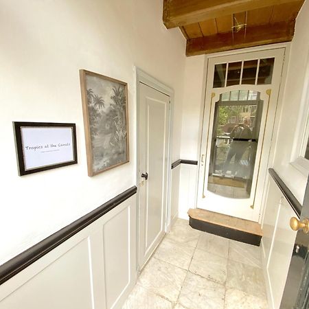Large En-Suite Room In Historic Canalhouse From 1729 Ámsterdam Exterior foto