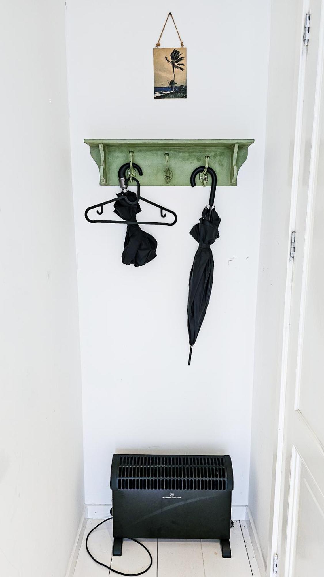 Large En-Suite Room In Historic Canalhouse From 1729 Ámsterdam Exterior foto