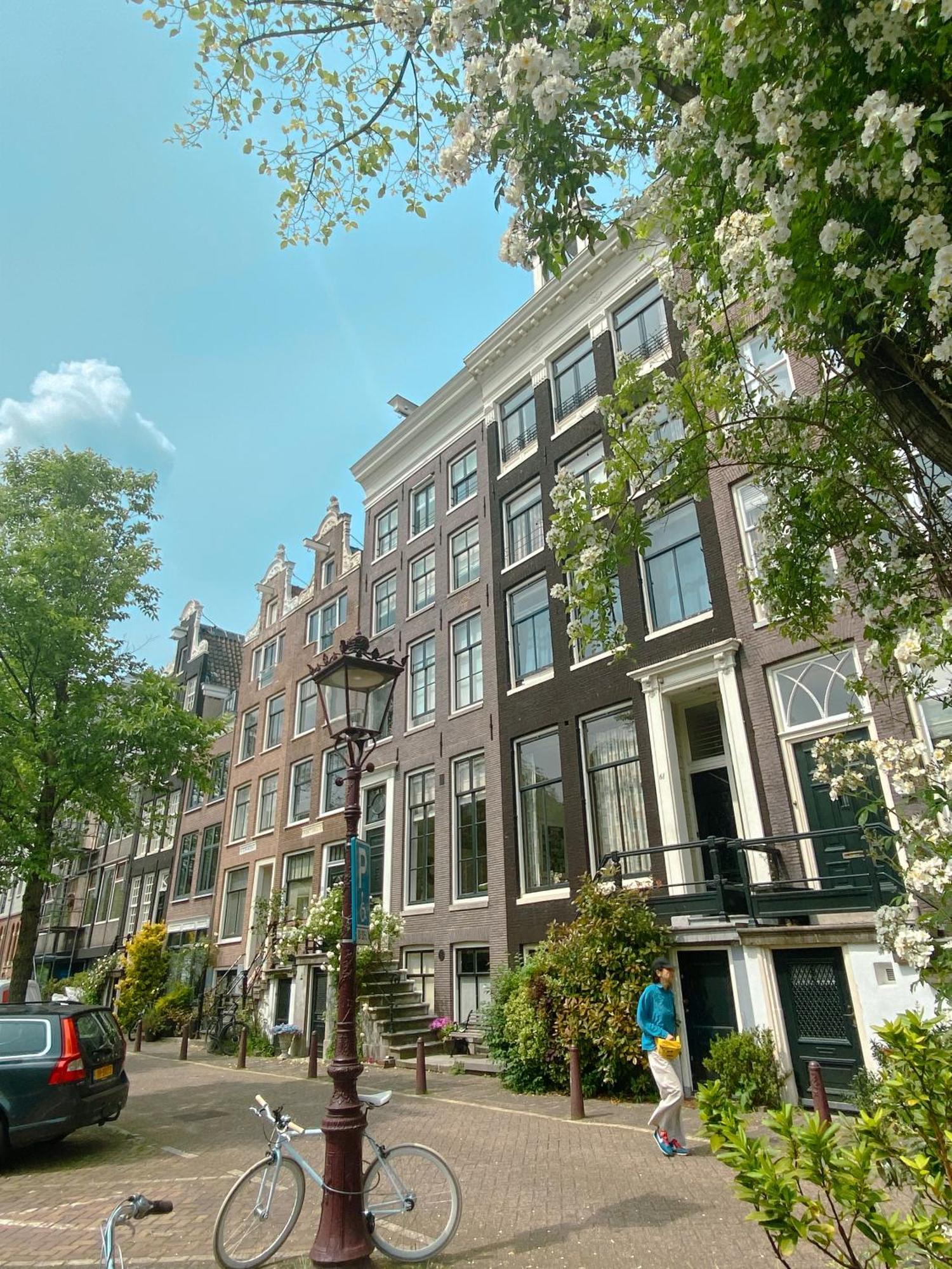 Large En-Suite Room In Historic Canalhouse From 1729 Ámsterdam Exterior foto